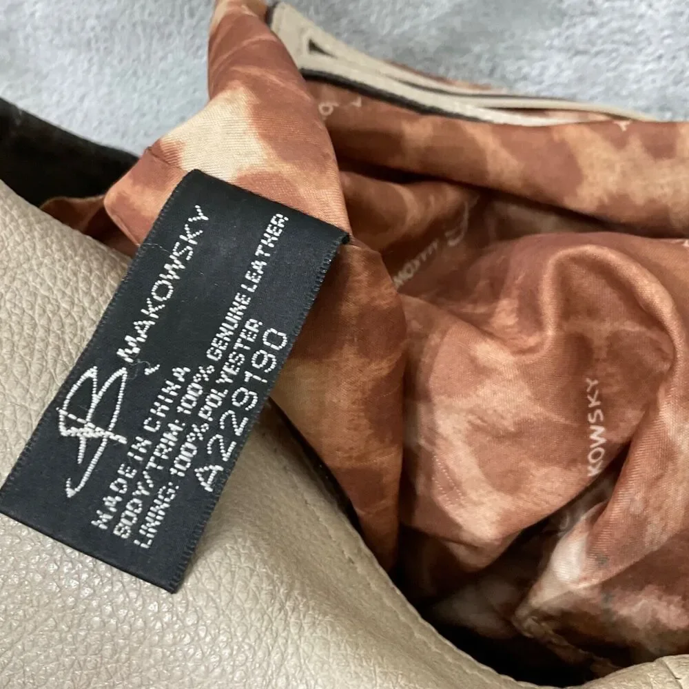 B. Makowsky Women’s Two tone  Leather Hobo Purse Shoulder Bag multiple Zippers.